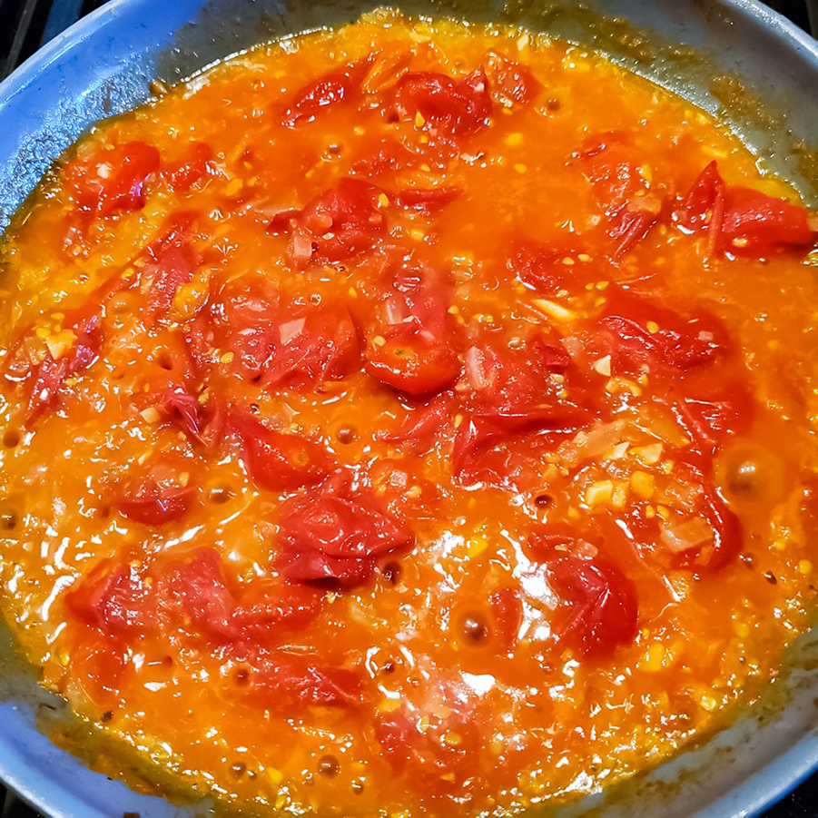 5 Ingredient Quick Red Pan Sauce